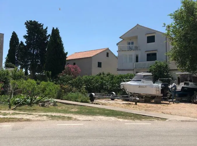 Ruza Apartamento Betina (Sibenik-Knin)